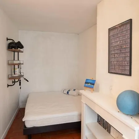 45 M Near Croix-rousse Appartement *